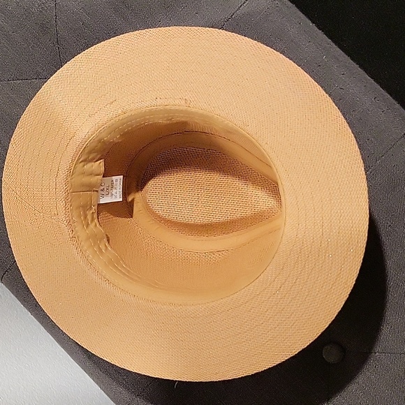 Nwt..Tan and black fedora  hat - Picture 4 of 5